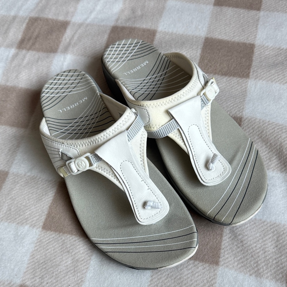 Merrell Gardena Thong Sandals